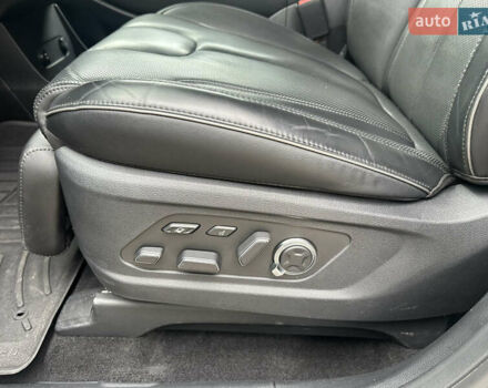 Сірий Хендай Palisade, об'ємом двигуна 2.2 л та пробігом 93 тис. км за 50800 $, фото 19 на Automoto.ua