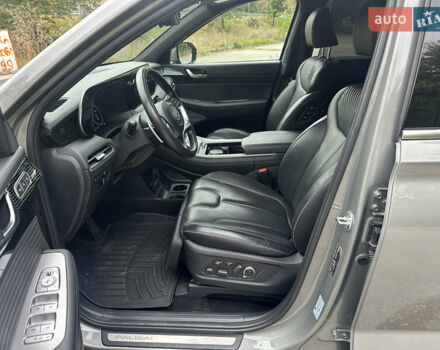 Сірий Хендай Palisade, об'ємом двигуна 2.2 л та пробігом 93 тис. км за 50800 $, фото 18 на Automoto.ua