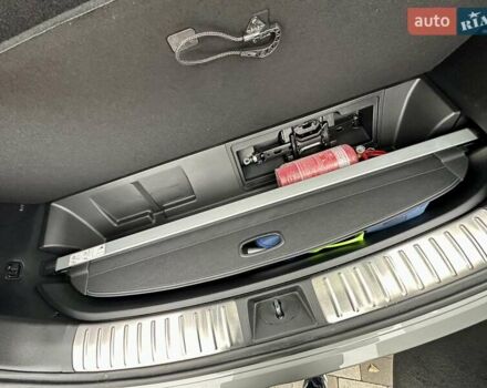 Сірий Хендай Palisade, об'ємом двигуна 3.78 л та пробігом 27 тис. км за 57000 $, фото 44 на Automoto.ua