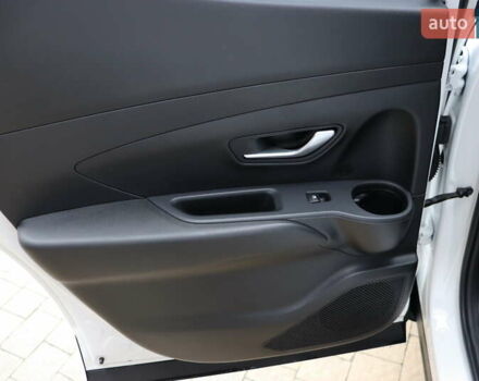 Белый Хендай Santa Cruz, объемом двигателя 2.5 л и пробегом 22 тыс. км за 34900 $, фото 44 на Automoto.ua