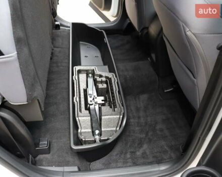 Белый Хендай Santa Cruz, объемом двигателя 2.5 л и пробегом 22 тыс. км за 34900 $, фото 48 на Automoto.ua