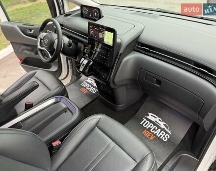 Белый Хендай Staria, объемом двигателя 2.2 л и пробегом 98 тыс. км за 45999 $, фото 33 на Automoto.ua