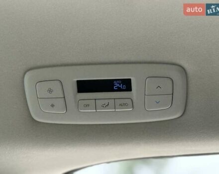 Белый Хендай Staria, объемом двигателя 2.2 л и пробегом 98 тыс. км за 45999 $, фото 73 на Automoto.ua