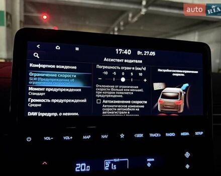 Белый Хендай Staria, объемом двигателя 2.2 л и пробегом 98 тыс. км за 45999 $, фото 91 на Automoto.ua