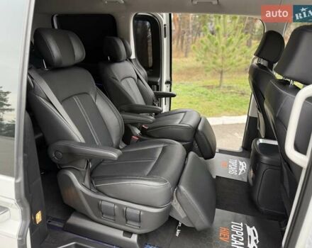 Белый Хендай Staria, объемом двигателя 2.2 л и пробегом 98 тыс. км за 45999 $, фото 38 на Automoto.ua