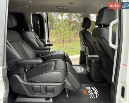 Белый Хендай Staria, объемом двигателя 2.2 л и пробегом 98 тыс. км за 45999 $, фото 37 на Automoto.ua