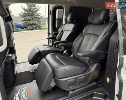 Белый Хендай Staria, объемом двигателя 2.2 л и пробегом 98 тыс. км за 45999 $, фото 55 на Automoto.ua