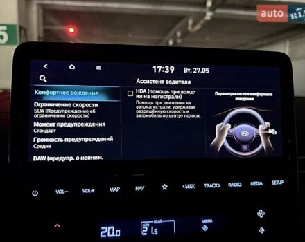 Белый Хендай Staria, объемом двигателя 2.2 л и пробегом 98 тыс. км за 45999 $, фото 90 на Automoto.ua