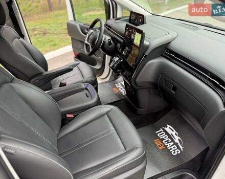 Белый Хендай Staria, объемом двигателя 2.2 л и пробегом 98 тыс. км за 45999 $, фото 31 на Automoto.ua