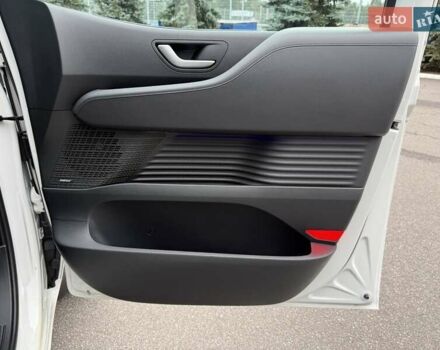 Белый Хендай Staria, объемом двигателя 2.2 л и пробегом 98 тыс. км за 45999 $, фото 27 на Automoto.ua