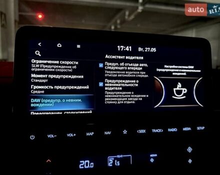 Белый Хендай Staria, объемом двигателя 2.2 л и пробегом 98 тыс. км за 45999 $, фото 94 на Automoto.ua