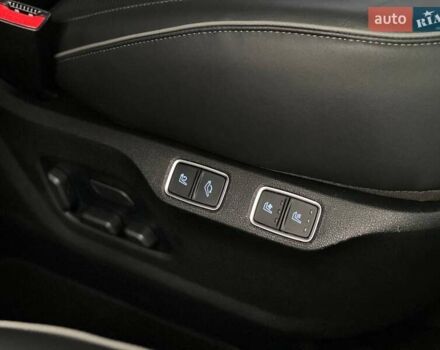 Белый Хендай Staria, объемом двигателя 2.2 л и пробегом 77 тыс. км за 49000 $, фото 16 на Automoto.ua