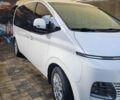 Белый Хендай Staria, объемом двигателя 2.2 л и пробегом 71 тыс. км за 39000 $, фото 2 на Automoto.ua