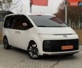 Білий Хендай Staria, об'ємом двигуна 2.2 л та пробігом 77 тис. км за 48999 $, фото 2 на Automoto.ua