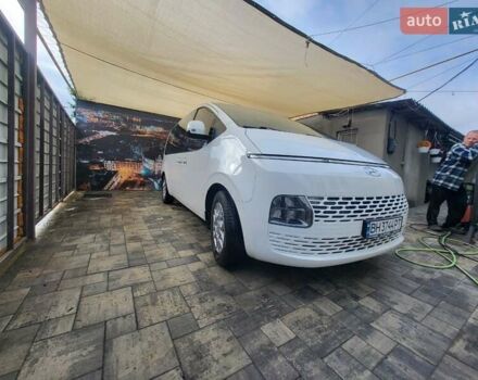 Белый Хендай Staria, объемом двигателя 2.2 л и пробегом 71 тыс. км за 39000 $, фото 12 на Automoto.ua