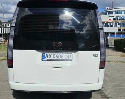 Белый Хендай Staria, объемом двигателя 2.2 л и пробегом 78 тыс. км за 49500 $, фото 9 на Automoto.ua