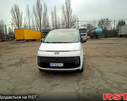 Белый Хендай Staria, объемом двигателя 2 л и пробегом 96 тыс. км за 43000 $, фото 1 на Automoto.ua