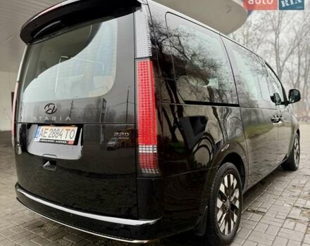 Чорний Хендай Staria, об'ємом двигуна 2.2 л та пробігом 8 тис. км за 59500 $, фото 13 на Automoto.ua