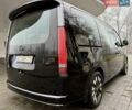 Чорний Хендай Staria, об'ємом двигуна 2.2 л та пробігом 8 тис. км за 59500 $, фото 13 на Automoto.ua