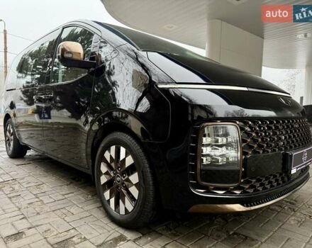 Чорний Хендай Staria, об'ємом двигуна 2.2 л та пробігом 8 тис. км за 59500 $, фото 10 на Automoto.ua