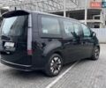Чорний Хендай Staria, об'ємом двигуна 2.2 л та пробігом 8 тис. км за 51000 $, фото 4 на Automoto.ua