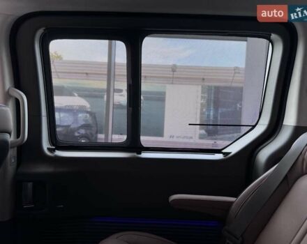 Чорний Хендай Staria, об'ємом двигуна 2.2 л та пробігом 8 тис. км за 51000 $, фото 36 на Automoto.ua