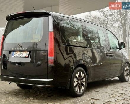 Чорний Хендай Staria, об'ємом двигуна 2.2 л та пробігом 8 тис. км за 59500 $, фото 14 на Automoto.ua