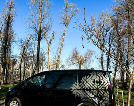 Черный Хендай Staria, объемом двигателя 2.2 л и пробегом 61 тыс. км за 36999 $, фото 1 на Automoto.ua