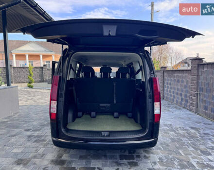 Чорний Хендай Staria, об'ємом двигуна 2.2 л та пробігом 63 тис. км за 19800 $, фото 19 на Automoto.ua