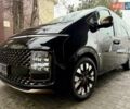 Чорний Хендай Staria, об'ємом двигуна 2.2 л та пробігом 8 тис. км за 59500 $, фото 4 на Automoto.ua