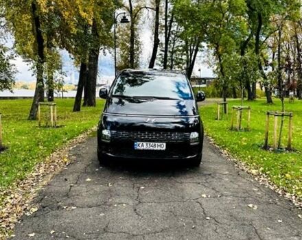Черный Хендай Staria, объемом двигателя 2.2 л и пробегом 11 тыс. км за 42000 $, фото 10 на Automoto.ua