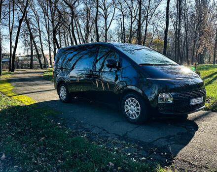 Черный Хендай Staria, объемом двигателя 2.2 л и пробегом 61 тыс. км за 36999 $, фото 6 на Automoto.ua