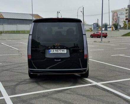 Хендай Staria 2023 у Києві на Automoto.ua Чорний Хендай Staria, об'ємом двигуна 2.2 л та пробігом 35 тис. км за 57000 $, фото 6 на Automoto.ua