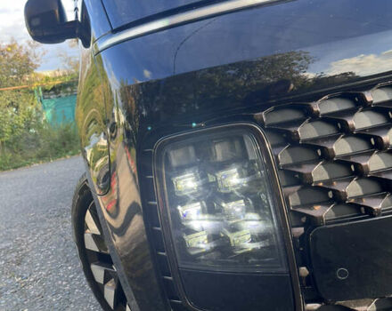 Черный Хендай Staria, объемом двигателя 2.2 л и пробегом 57 тыс. км за 49999 $, фото 5 на Automoto.ua