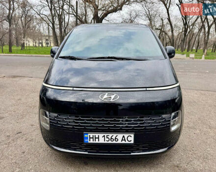 Черный Хендай Staria, объемом двигателя 2.2 л и пробегом 5 тыс. км за 38100 $, фото 11 на Automoto.ua