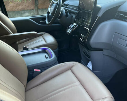 Черный Хендай Staria, объемом двигателя 2.2 л и пробегом 57 тыс. км за 49999 $, фото 16 на Automoto.ua