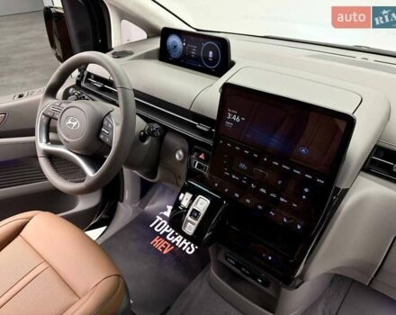 Чорний Хендай Staria, об'ємом двигуна 2.2 л та пробігом 1 тис. км за 69990 $, фото 53 на Automoto.ua