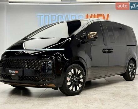 Чорний Хендай Staria, об'ємом двигуна 2.2 л та пробігом 1 тис. км за 69990 $, фото 2 на Automoto.ua