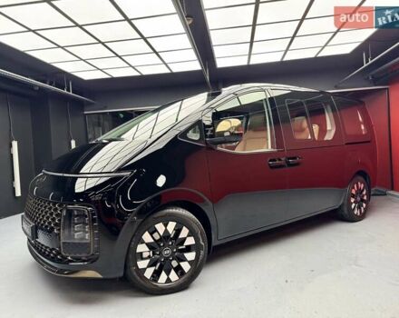 Чорний Хендай Staria, об'ємом двигуна 2.2 л та пробігом 1 тис. км за 70900 $, фото 5 на Automoto.ua