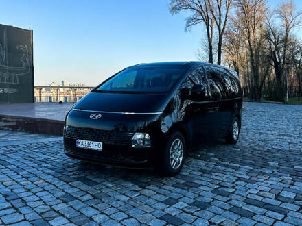 Хендай Staria 2022 у Києві на Automoto.ua Чорний Хендай Staria, об'ємом двигуна 2.2 л та пробігом 43 тис. км за 35500 $, фото 1 на Automoto.ua