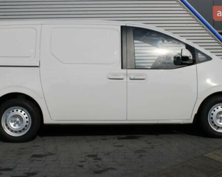 Хендай Staria, объемом двигателя 2.2 л и пробегом 0 тыс. км за 39055 $, фото 4 на Automoto.ua
