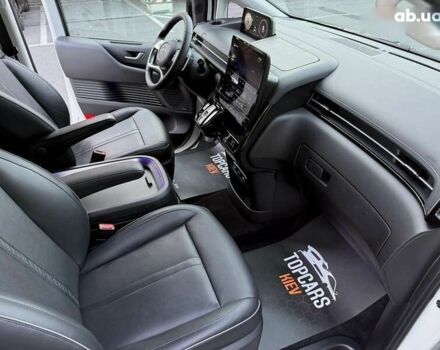 Хендай Staria, объемом двигателя 2.2 л и пробегом 98 тыс. км за 46990 $, фото 29 на Automoto.ua