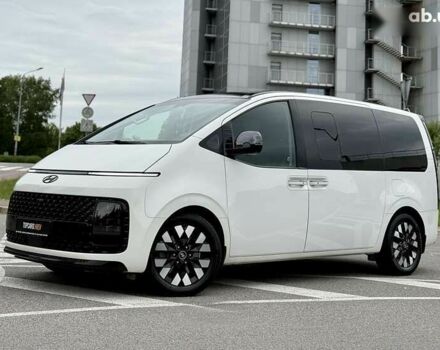 Хендай Staria, объемом двигателя 2.2 л и пробегом 98 тыс. км за 46990 $, фото 4 на Automoto.ua