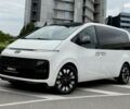 Хендай Staria, объемом двигателя 2.2 л и пробегом 98 тыс. км за 46990 $, фото 3 на Automoto.ua