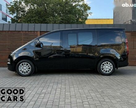 Хендай Staria, объемом двигателя 2.2 л и пробегом 13 тыс. км за 37000 $, фото 3 на Automoto.ua