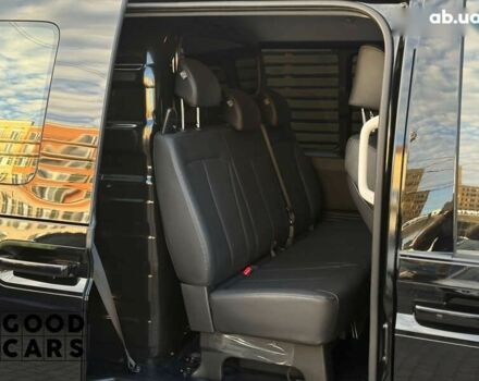 Хендай Staria, объемом двигателя 2.2 л и пробегом 13 тыс. км за 37000 $, фото 18 на Automoto.ua