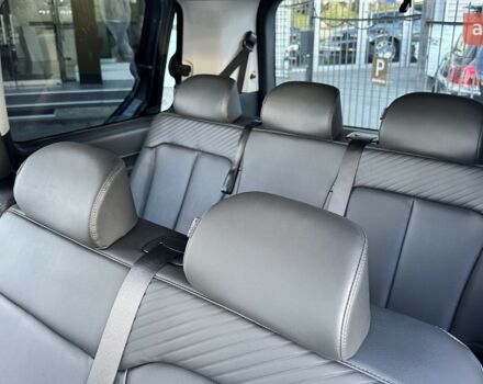 Хендай Staria, об'ємом двигуна 2.2 л та пробігом 0 тис. км за 53813 $, фото 10 на Automoto.ua