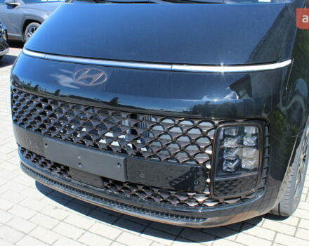 Хендай Staria, объемом двигателя 2.2 л и пробегом 0 тыс. км за 63223 $, фото 2 на Automoto.ua