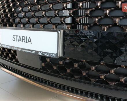Хендай Staria, объемом двигателя 2.2 л и пробегом 0 тыс. км за 63858 $, фото 1 на Automoto.ua