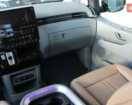 Хендай Staria, объемом двигателя 2.2 л и пробегом 0 тыс. км за 63858 $, фото 39 на Automoto.ua